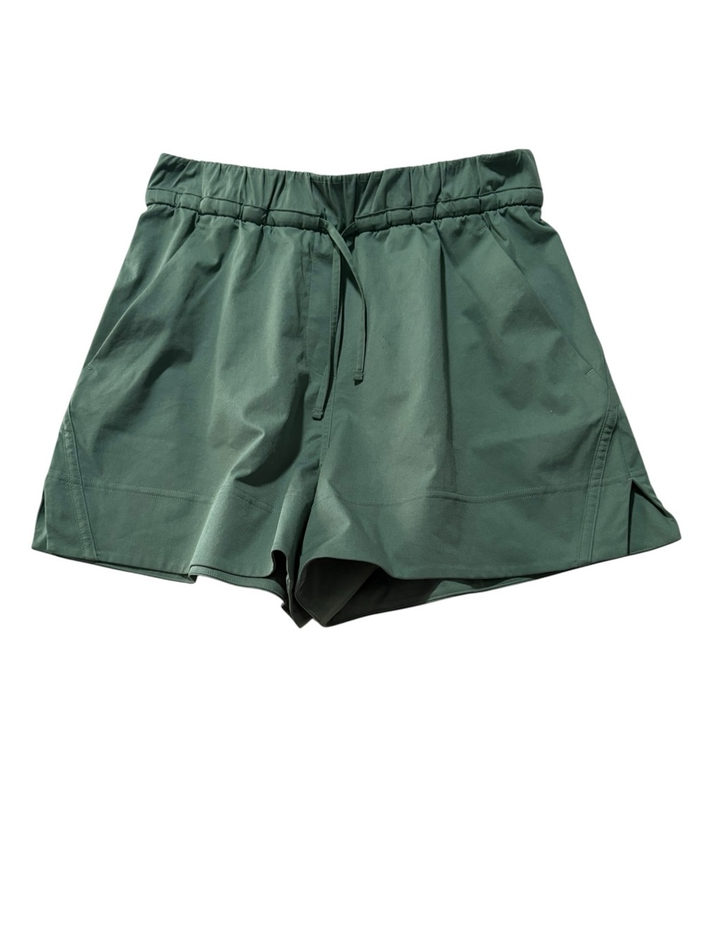 Lululemon size XS Women’s Athletic Drawstring Shorts in Dark Green cinchable